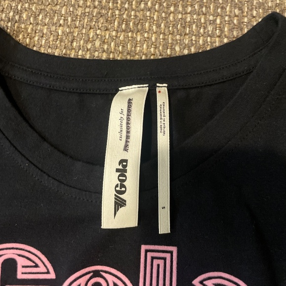 Gola x Anthropologie Black Graphic Crop Tee Size S 95% cotton 5% spandex - Picture 3 of 7